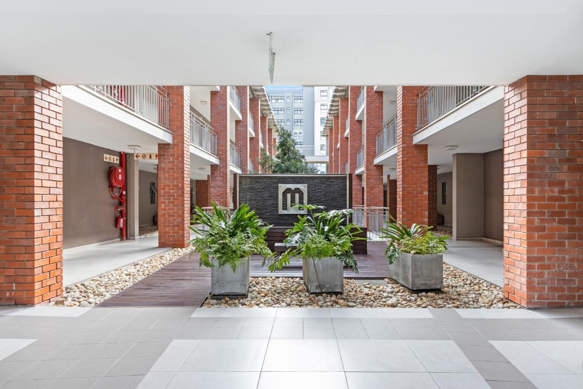 Apartamento Mayfair 246 *
